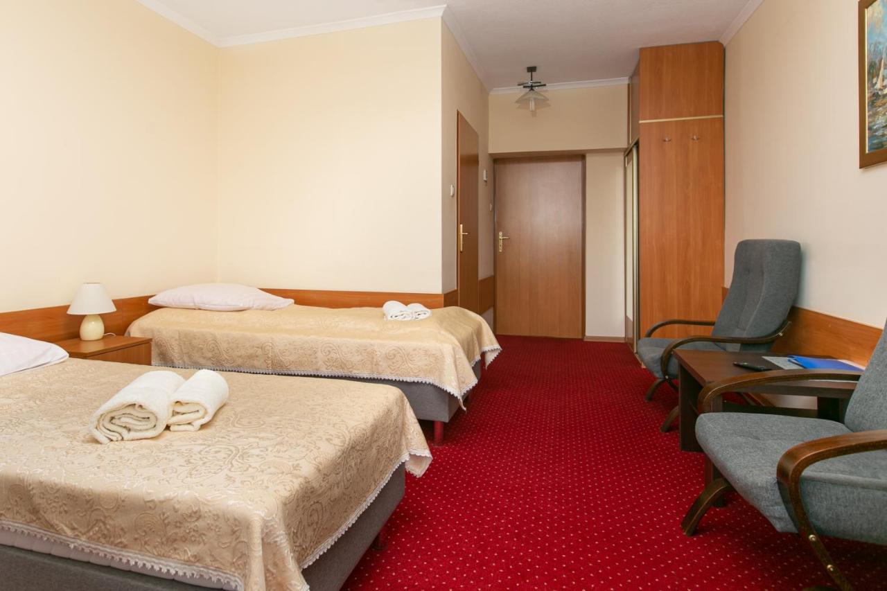 Madohora Slemien Hotell Kocon Exteriör bild